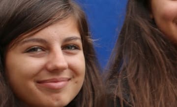 Jeune fille à Ulysséo, 5 stages par jour, la colonie la plus créative de France