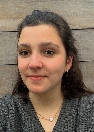 Isaure Dequidt, Colonie de vacances Ulysséo, Loisirs-créativité