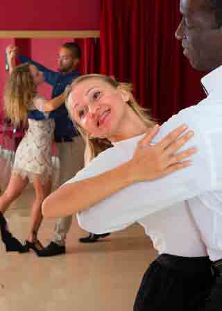 Cours de Valse, Colonie de vacances Ulysséo, Danse de salon en couple